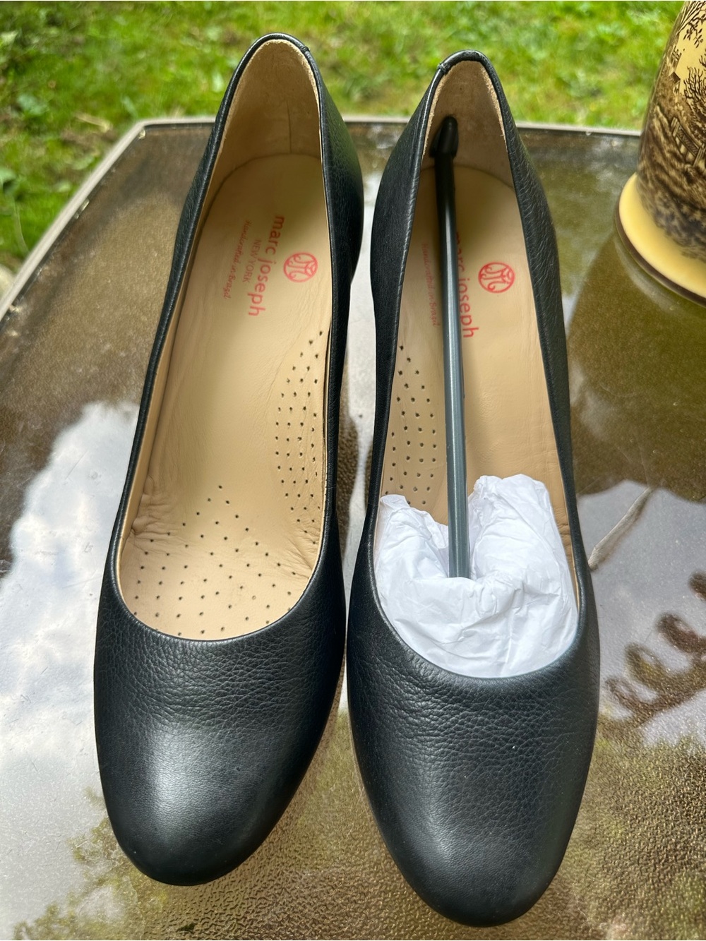 Marc Joseph New York Women’s Midtown Black Leather Round-Toe Pumps